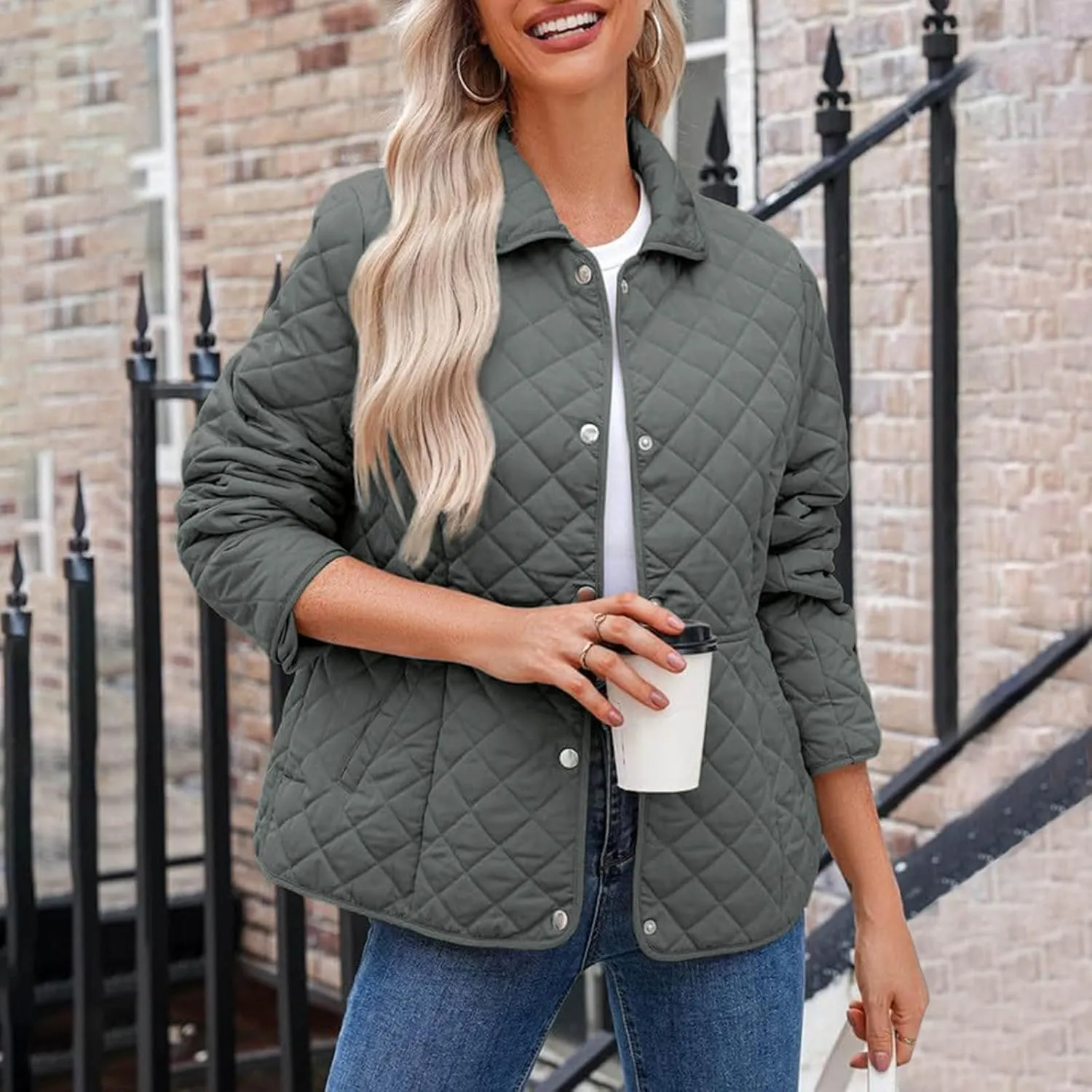 Women's Puffer Jacket Long Sleeve Button Down Lapel Quilted Coats Casual Lightweight Outwear Jacket With Pockets