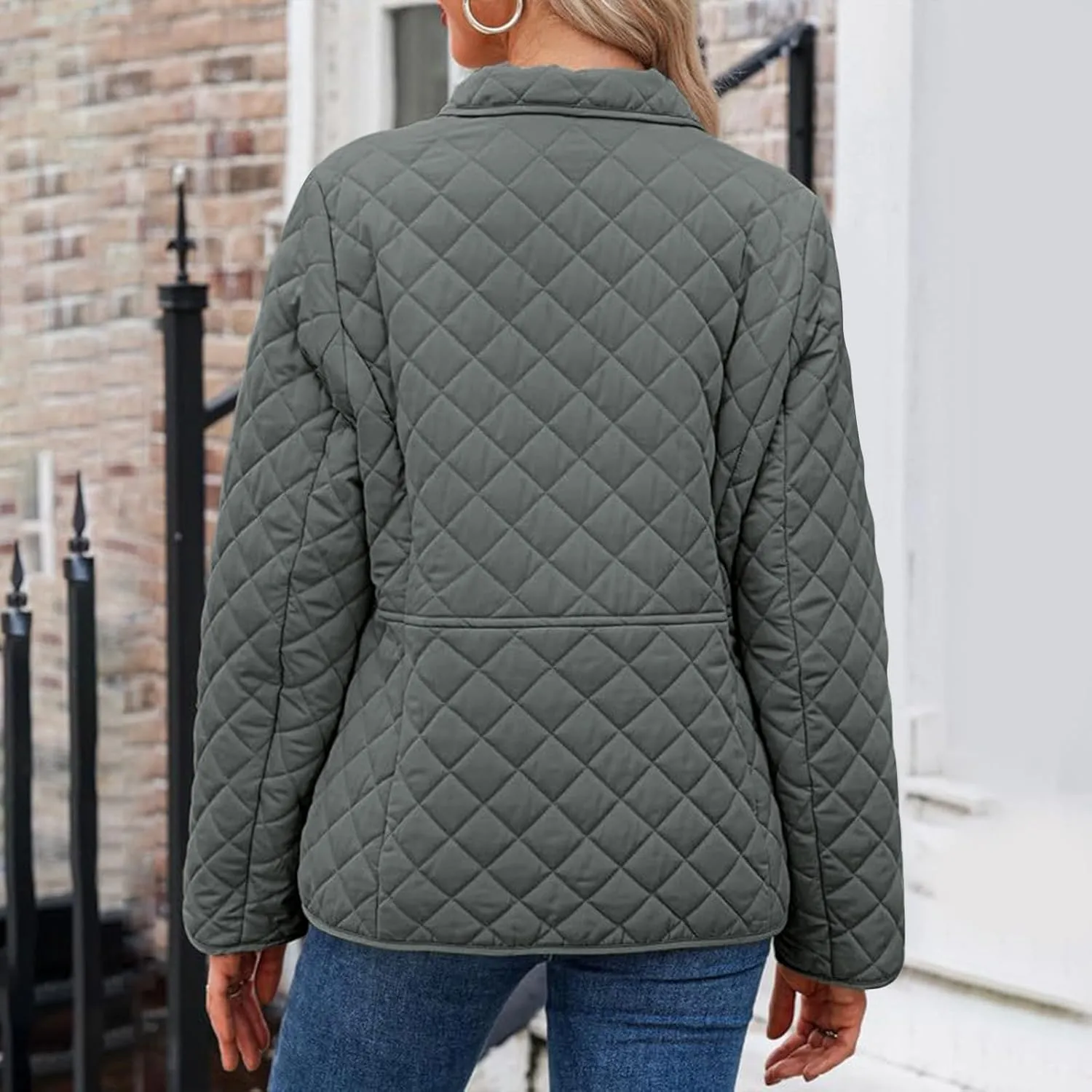 Women's Puffer Jacket Long Sleeve Button Down Lapel Quilted Coats Casual Lightweight Outwear Jacket With Pockets